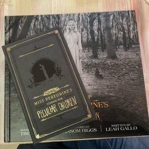 Miss Peregrine’s Home for Peculiar Children Art book and Journal NWT